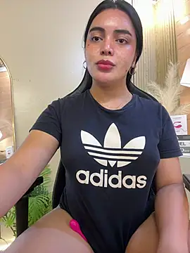 HotstuffCherrySummer online show from 22, 2, 2025