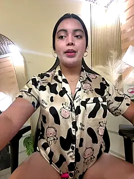 HotstuffCherrySummer online show from 8, 10, 2025