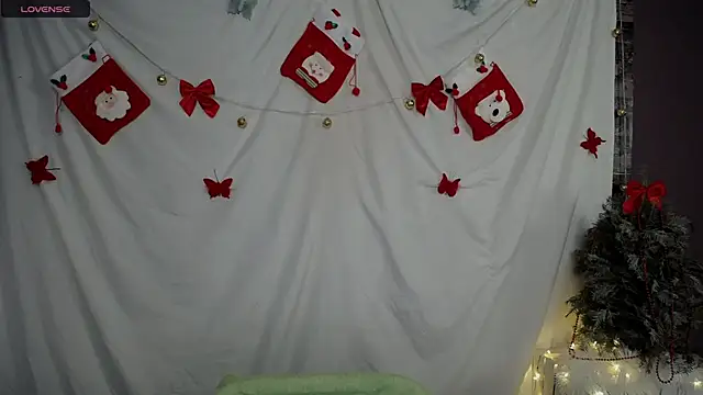 MaryEm976 online show from 22, 12, 2024