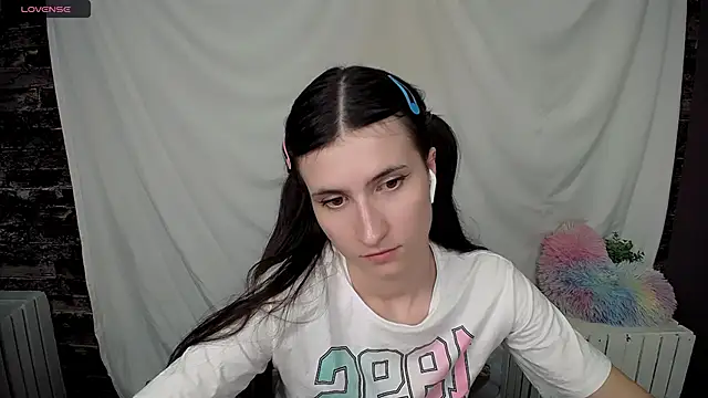 MaryEm976 online show from 18, 3, 2025