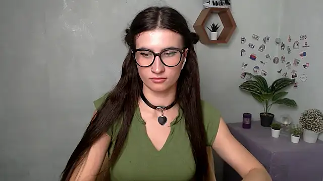 MaryEm976 online show from 29, 9, 2025