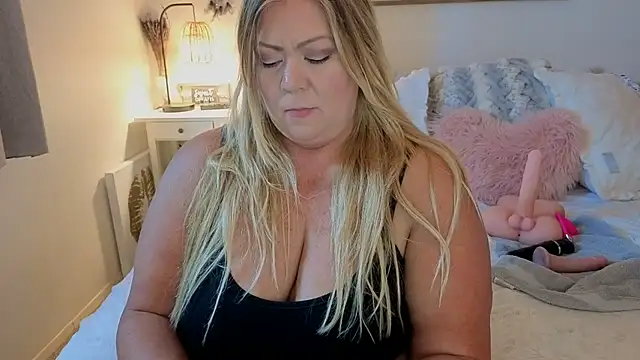 JESS LOVES online show from 2, 10, 2025