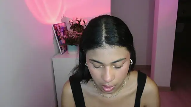 dark enchantress  online show from 9, 1, 2025