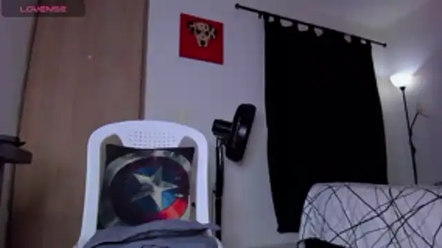 Cloudy pigDude online show from 9, 4, 2026