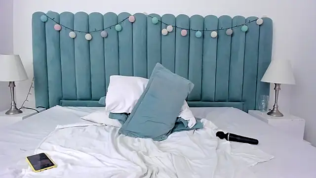 marianaaguii online show from 21, 1, 2025