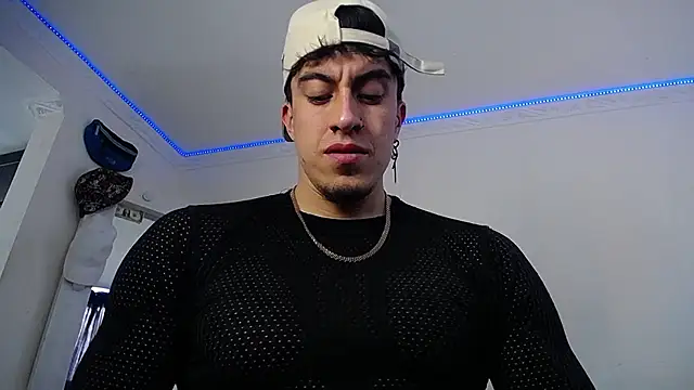 strongboy  online show from 16, 2, 2026