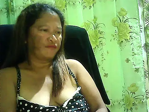 Snapshot of hott_scarlett chatting on 9, 3, 2026 hott scarlett online show from 9, 3, 2026