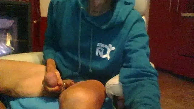 pierre5004 online show from 7, 10, 2025