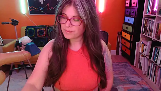 TheLenaAdams online show from 1, 12, 2025