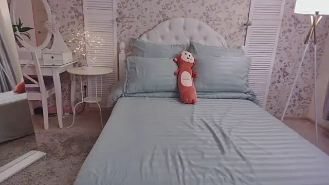 Wendy-Darling online show from 15, 3, 2025