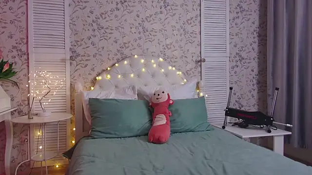 Snapshot of Wendy-Darling chatting on 2, 3, 2026 Wendy-Darling online show from 2, 3, 2026