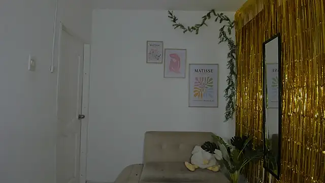 hornyprincess   online show from 7, 11, 2025