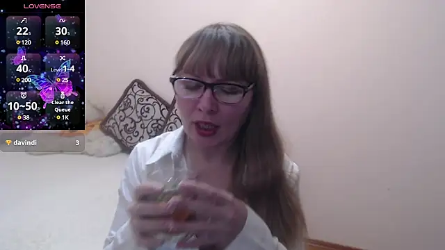 MargotLot online show from 3, 12, 2024