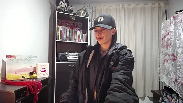 Snapshot of Cocain_Atenea chatting on 4, 10, 2025 Cocain Atenea online show from 4, 10, 2025