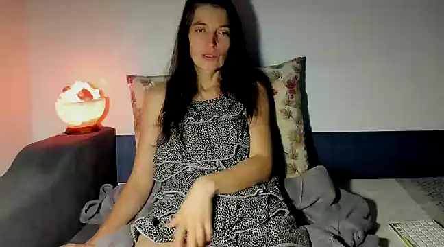 AliceisHome online show from 6, 2, 2025