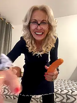 adella13 online show from 21, 12, 2025