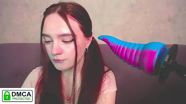 Snapshot of Alyssa___Scarlet chatting on 19, 11, 2025 Alyssa Scarlet online show from 19, 11, 2025