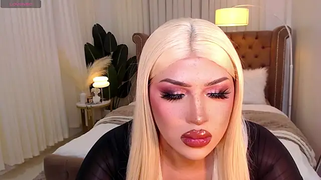 Your Majesty Tyra online show from 9, 2, 2025