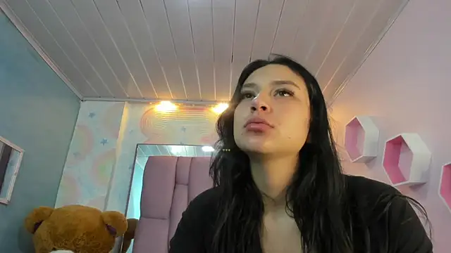 dayra angels online show from 9, 3, 2025