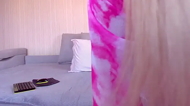 elza mature online show from 23, 2, 2025