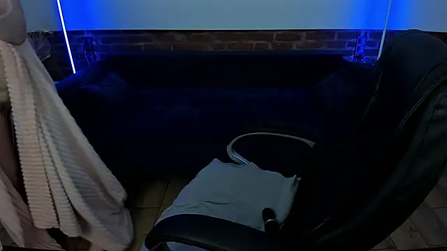 Kamilla Hot online show from 12, 2, 2025