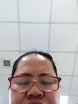 Chubbysweetmom online show from 1, 11, 2025