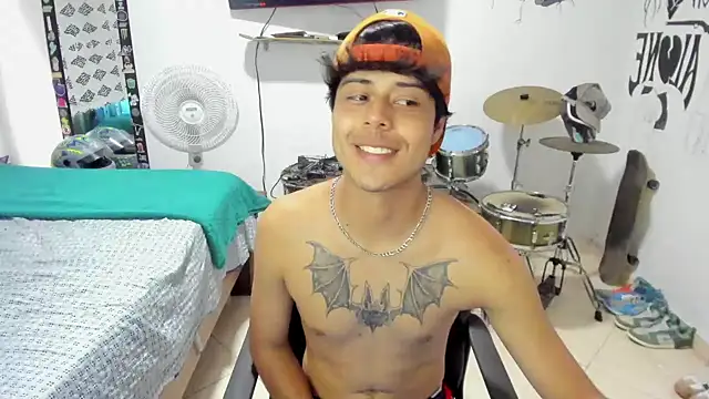 Snapshot of Zack_falcon chatting on 14, 2, 2025 Zack falcon online show from 14, 2, 2025