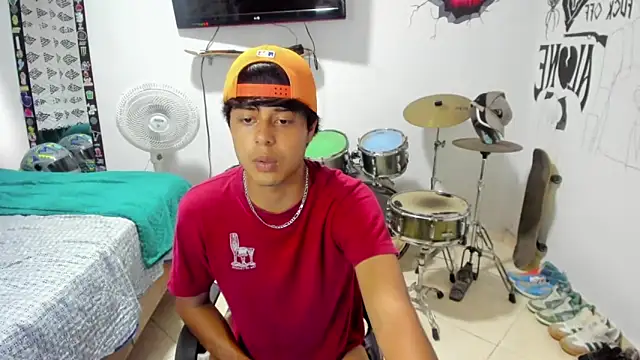 Snapshot of Zack_falcon chatting on 22, 2, 2025 Zack falcon online show from 22, 2, 2025