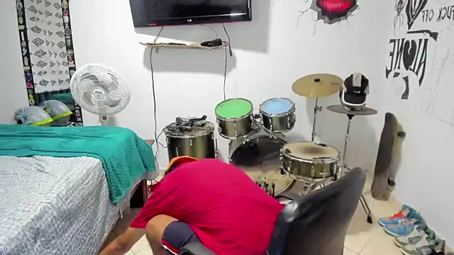 Snapshot of Zack_falcon chatting on 25, 2, 2025 Zack falcon online show from 25, 2, 2025