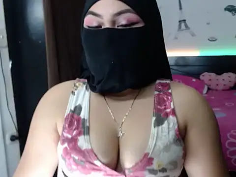 Hana    online show from 15, 12, 2024