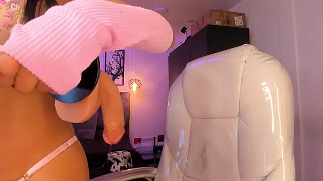 Olivia ds online show from 29, 12, 2024