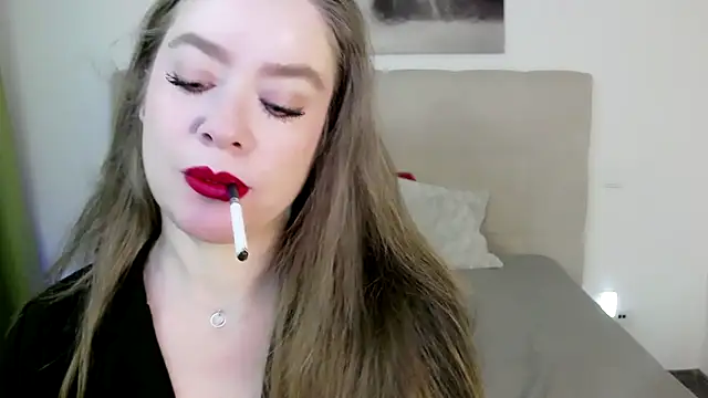 PetersEmily online show from 8, 3, 2025