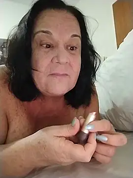 Yaya Mineira online show from 11, 5, 2026