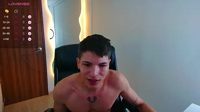 Snapshot of harrisoncuper chatting on 27, 1, 2025 harrisoncuper online show from 27, 1, 2025