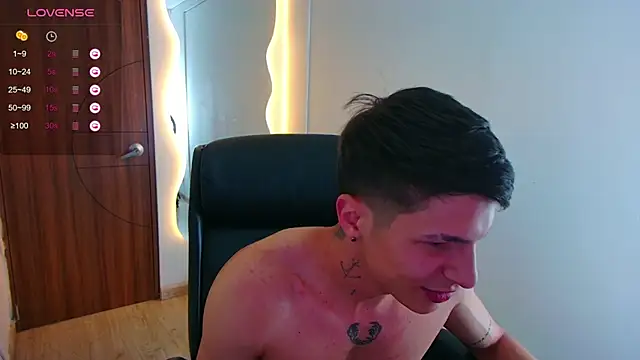 Snapshot of harrisoncuper chatting on 13, 2, 2025 harrisoncuper online show from 13, 2, 2025