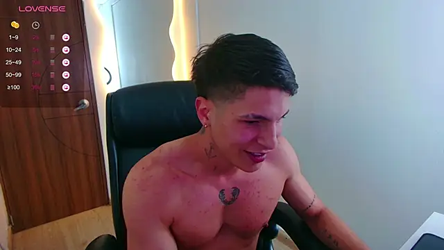 Snapshot of harrisoncuper chatting on 11, 3, 2025 harrisoncuper online show from 11, 3, 2025