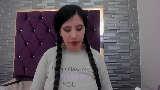 AntoneellaF online show from 16, 1, 2025