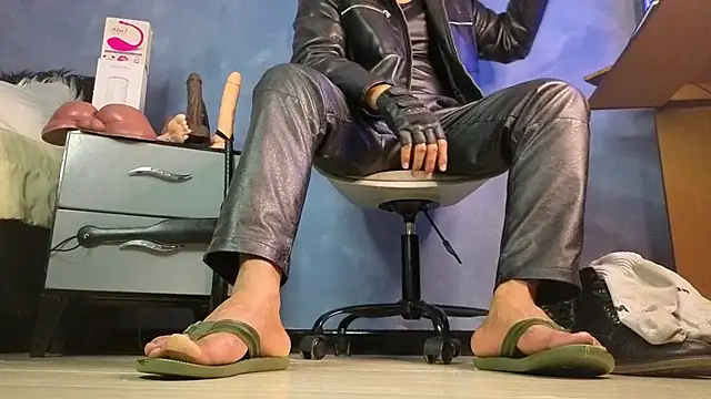 TomLover 12 online show from 18, 4, 2026