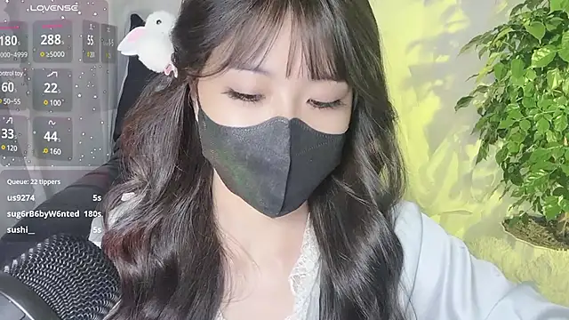 Mya Lee online show from 5, 12, 2024