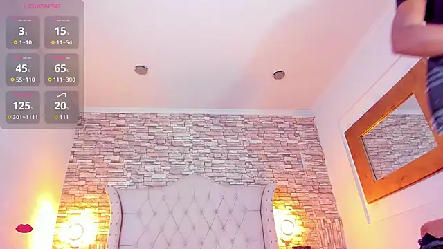 Snapshot of Lucia-sex chatting on 6, 3, 2025 Lucia-sex online show from 6, 3, 2025