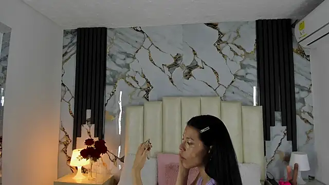 lulumars online show from 18, 2, 2025