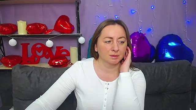 Abby Taylorr online show from 23, 2, 2025