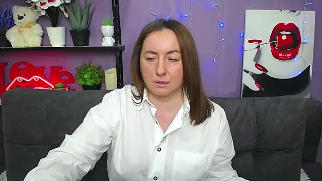 Abby Taylorr online show from 23, 3, 2025