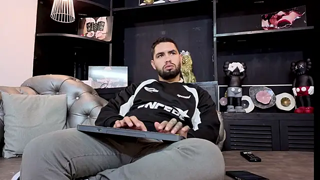 matteosantos online show from 9, 10, 2025