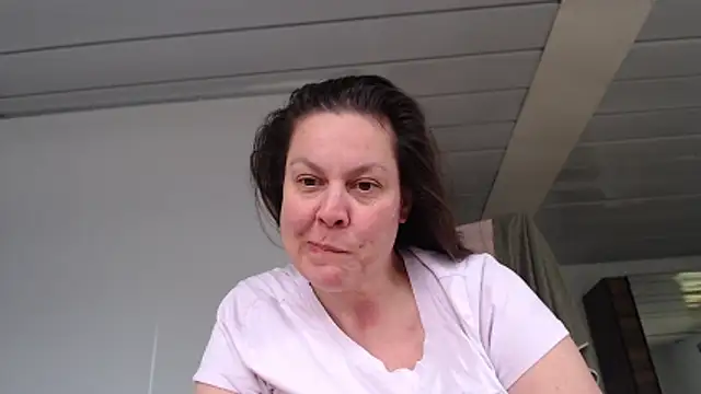 fulloferotic online show from 14, 4, 2026