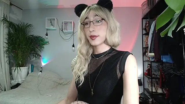 NicoleCortez online show from 4, 10, 2025