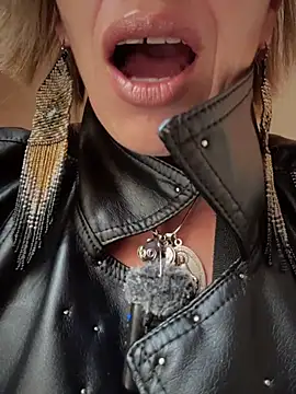 sexymarilyncolombia online show from 20, 2, 2026