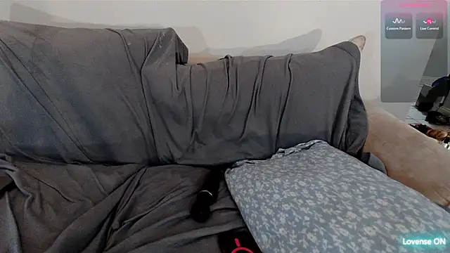 EmoDream1998 online show from 7, 1, 2026