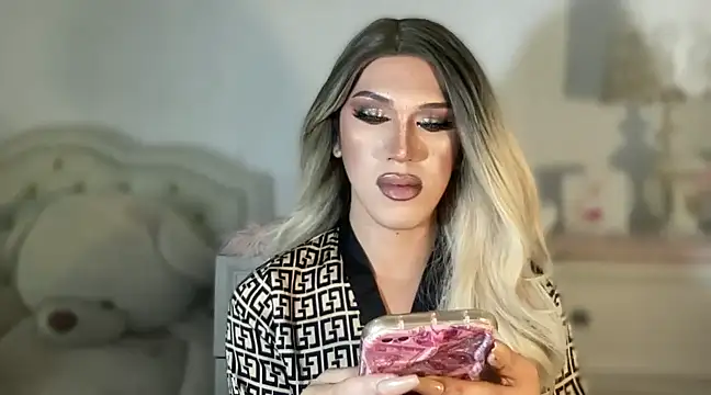 Ts glamxxxx online show from 28, 2, 2025