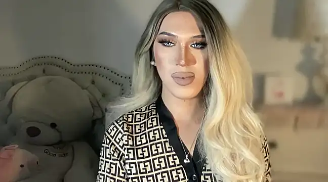 Ts glamxxxx online show from 7, 3, 2025